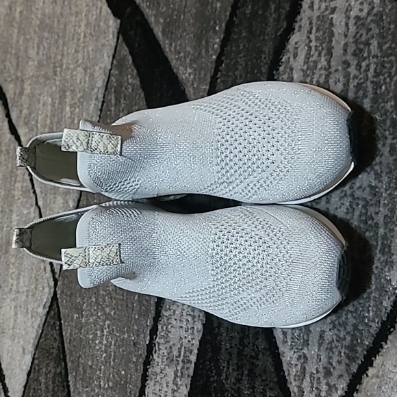 URBAN SPORT METALLIC GRAY SNAKE PRINT J SLIDES SNEAKERS - Picture 9 of 13